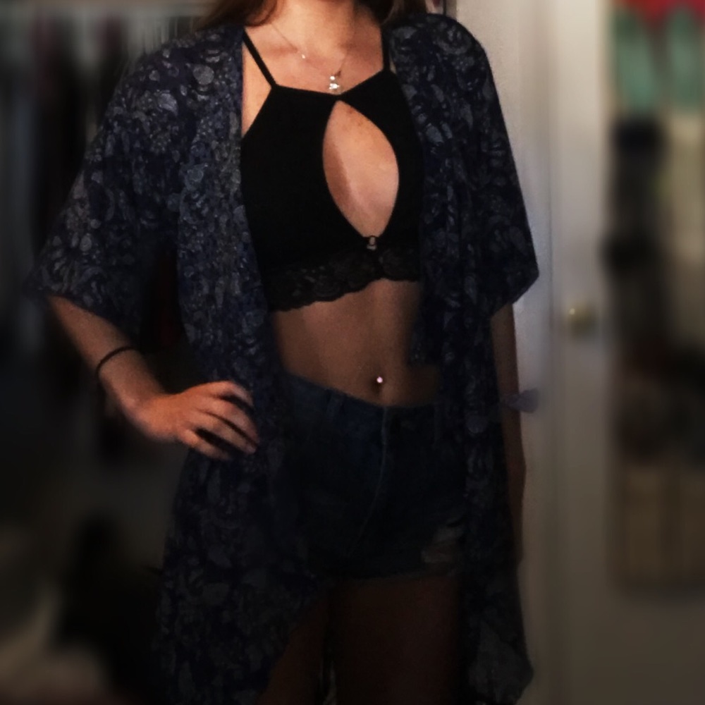 LuLaRoe Navy Paisley Shall